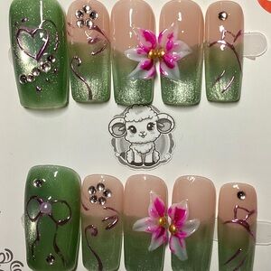 Stunning 3D Flower Green Cateye & Chrome Handmade Square Press-On Nails S M L